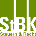 Logo StBK Steuern und Recht in Grün